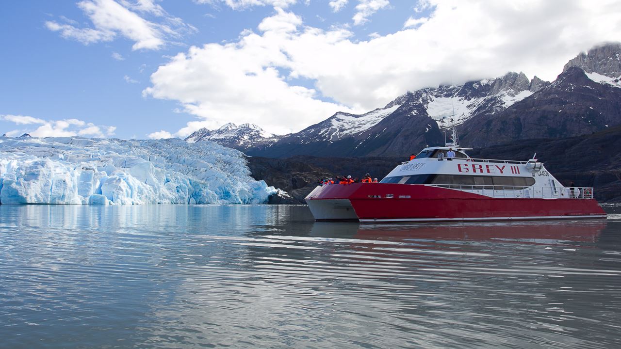 Navegación Lago Grey – Catamaran Grey I I I (3)