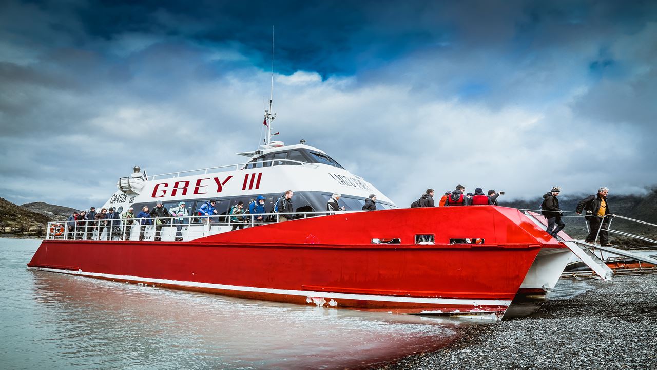 Navegación Lago Grey – Catamaran Grey I I I (6)